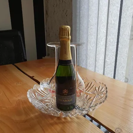 شقة Centre Avec Garage Sur Demande بوردو