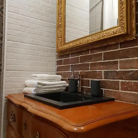 Centre Avec Garage Sur Demande