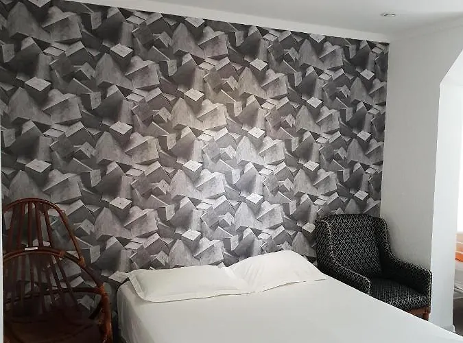 Centre Avec Garage Sur Demande Апартаменты