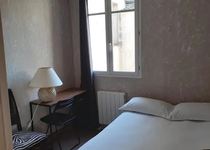 Centre Avec Garage Sur Demande * Bordeaux