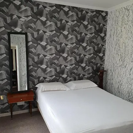 公寓 Centre Avec Garage Sur Demande 波尔多